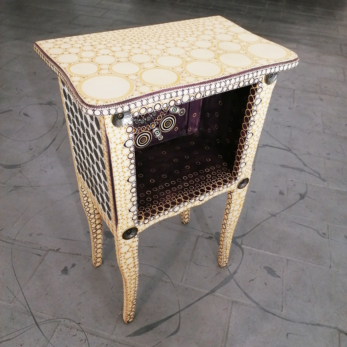 Table de chevet
