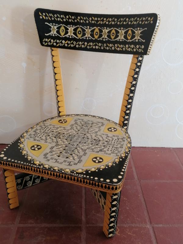Chaise basse
